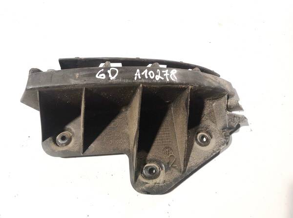 8P3807394 Audi A3 2004 Uchwyt zderzaka - TYLNE PRAWE