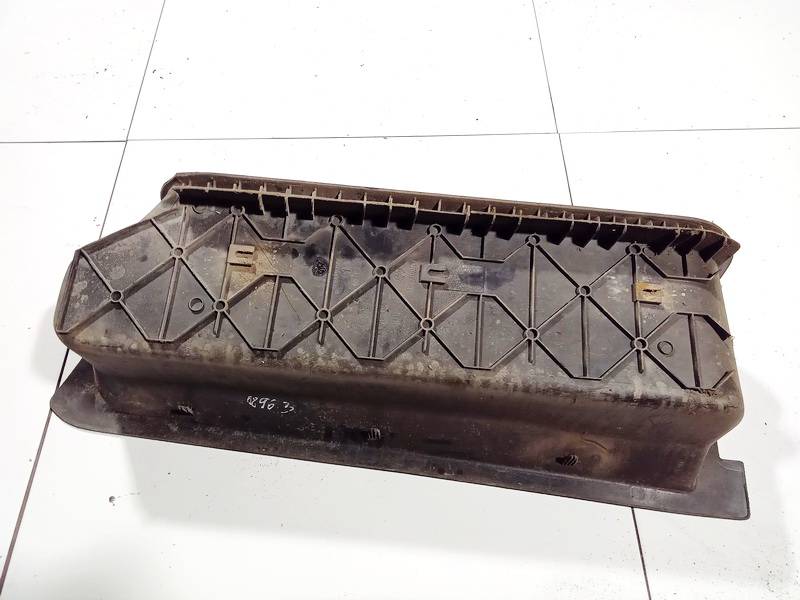 701863735A Volkswagen Transporter 1993 Interior door step trim - FRONT LEFT - Thumbnail 2