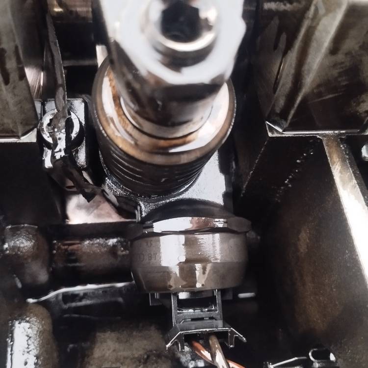 Ford Galaxy 2002 Fuel Injector