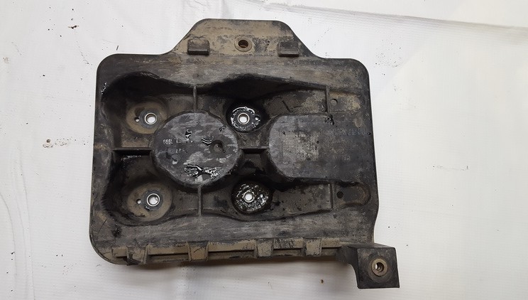 1J0804373E Volkswagen Golf 2003 Battery Boxes - Trays