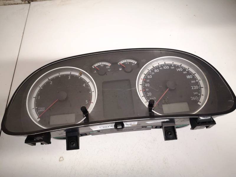 1J5920806G Volkswagen Bora 2003 Speedometers - Cockpit - Speedo Clocks Instrument