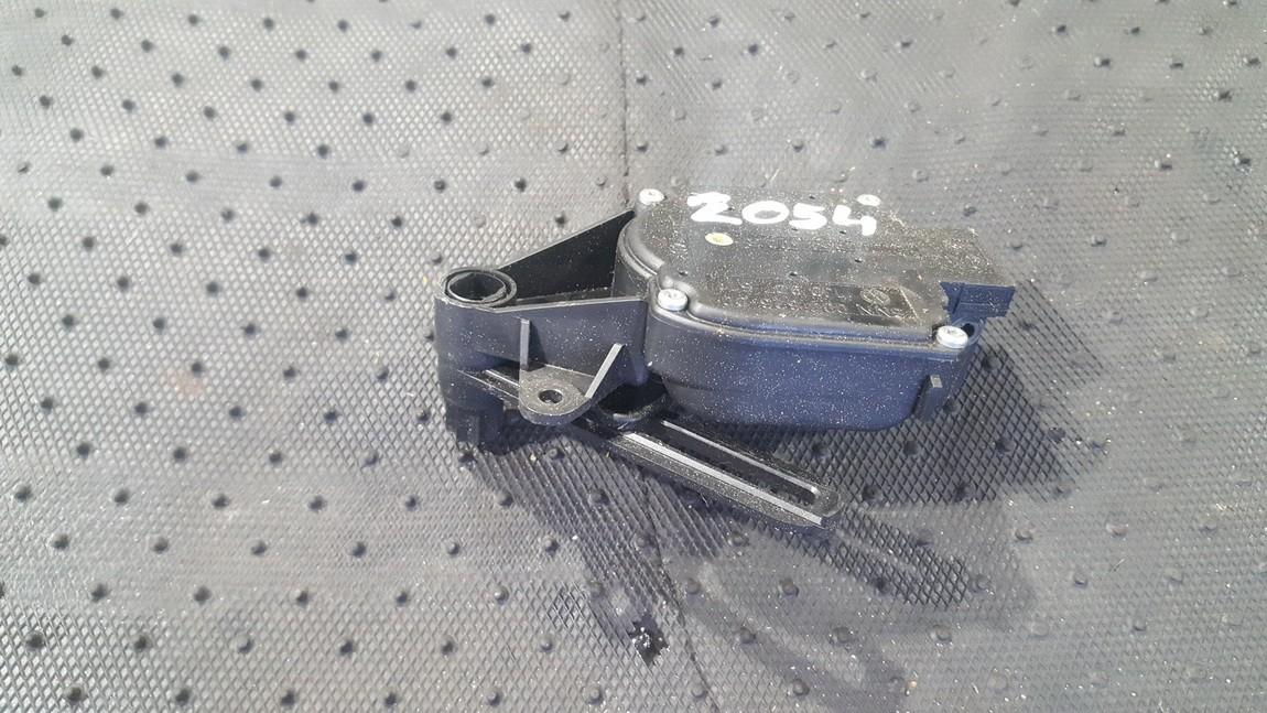 6NN00762600 Skoda Octavia 2002 Sildītāja vārsta motoriņš