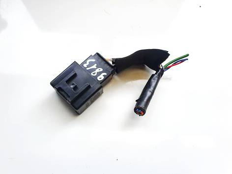 895A147010 Toyota Avensis 2011 Przekaźnik