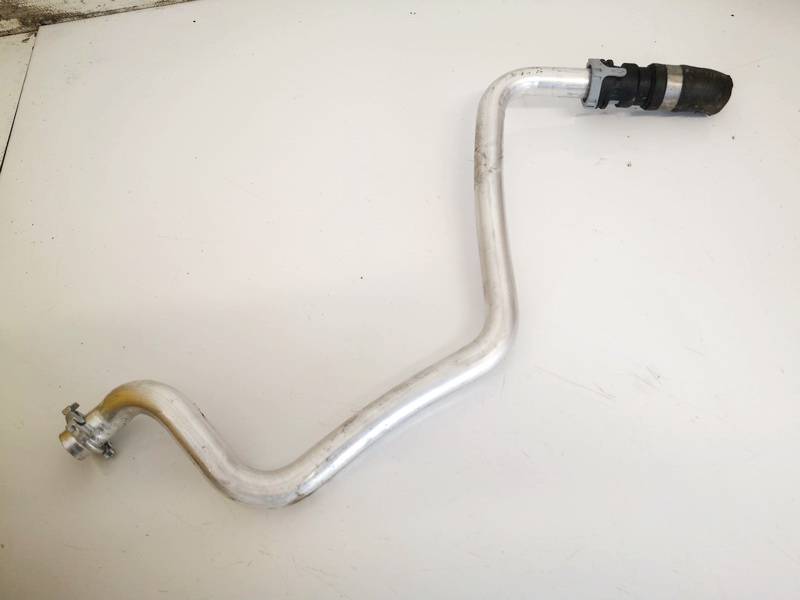 Volvo V60 2015 Tuyau de Radiateur