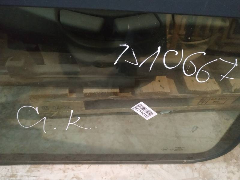 AS2 Renault Master 2002 Szyba okna ćwierćowego narożnego - TYLNE LEWE - Thumbnail 3