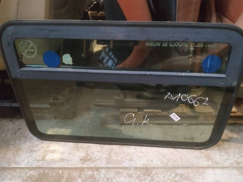 AS2 Renault Master 2002 Szyba okna ćwierćowego narożnego - TYLNE LEWE - Thumbnail 2