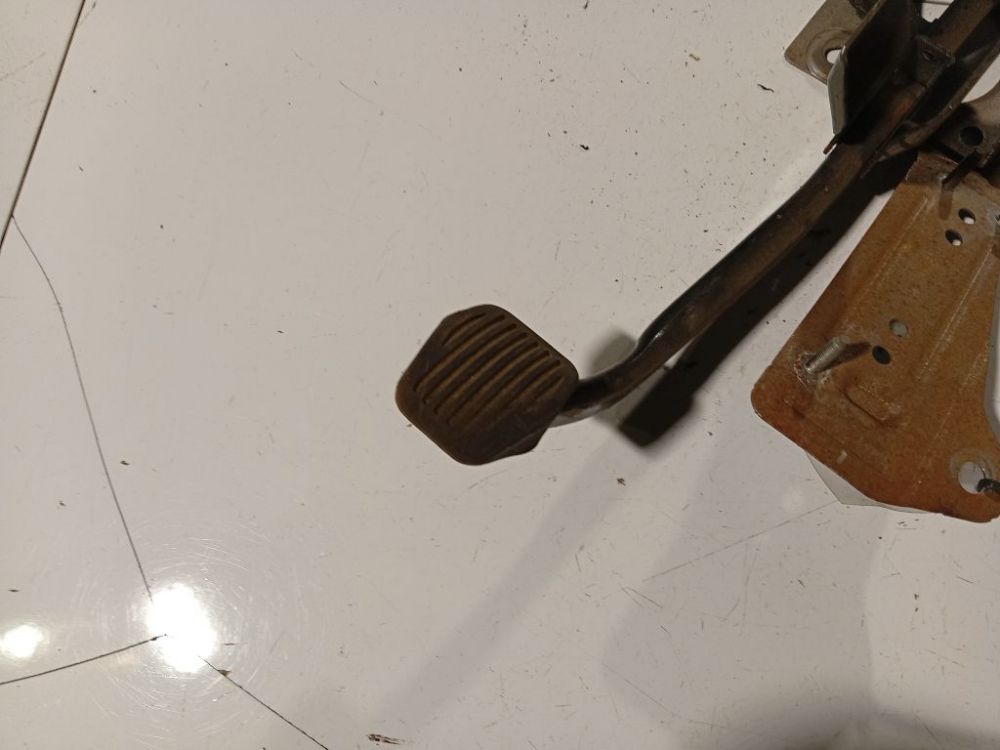 C86HA Volvo V50 2004 Bremžu pedālis - Thumbnail 2