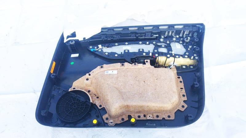 CT523039G00462 Tesla Model Y 2023 avant Gauche Porte Carte Panneau Tapisserie Bordure - Thumbnail 2