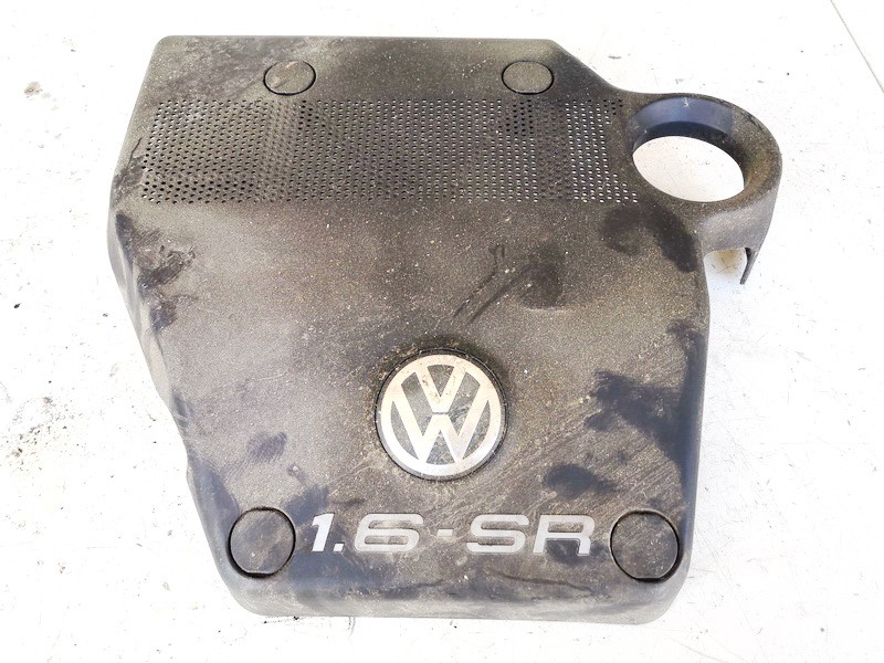 06A103925AC Volkswagen Golf 1999 Motora dekoratīvā aizsardzība
