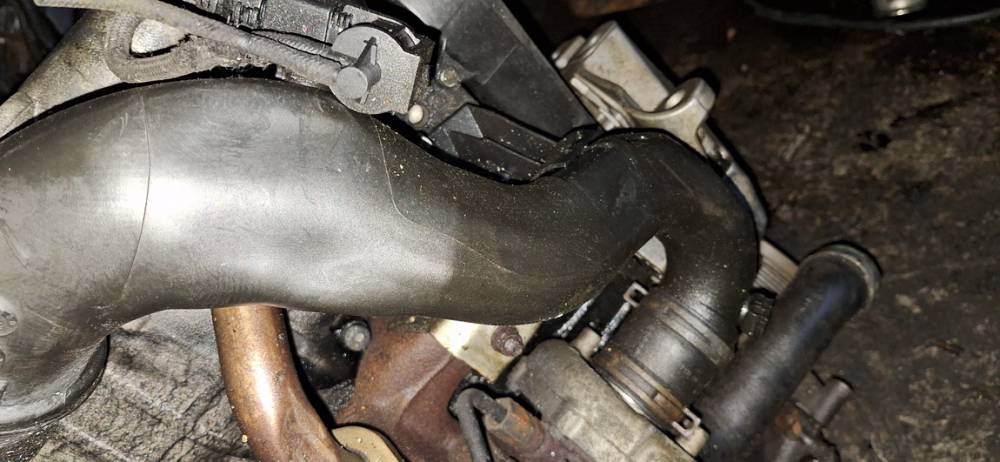 Audi A3 2000 Gaisa šļūtene