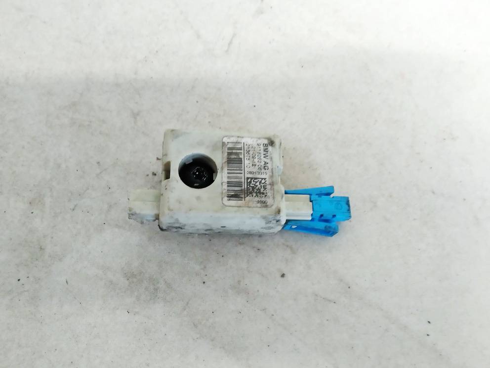 911826206 BMW 5-Series 2010 Antenna Module Unit