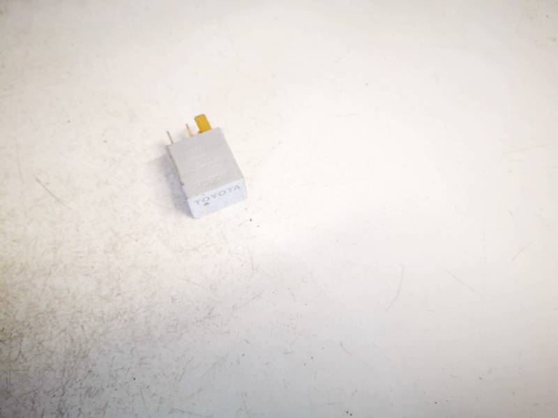 9008087019 Toyota Corolla Verso 2006 Relay module - Thumbnail 3