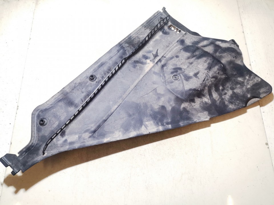 64319206483 BMW 1-Series 2012 Wiper Muolding - FRONT