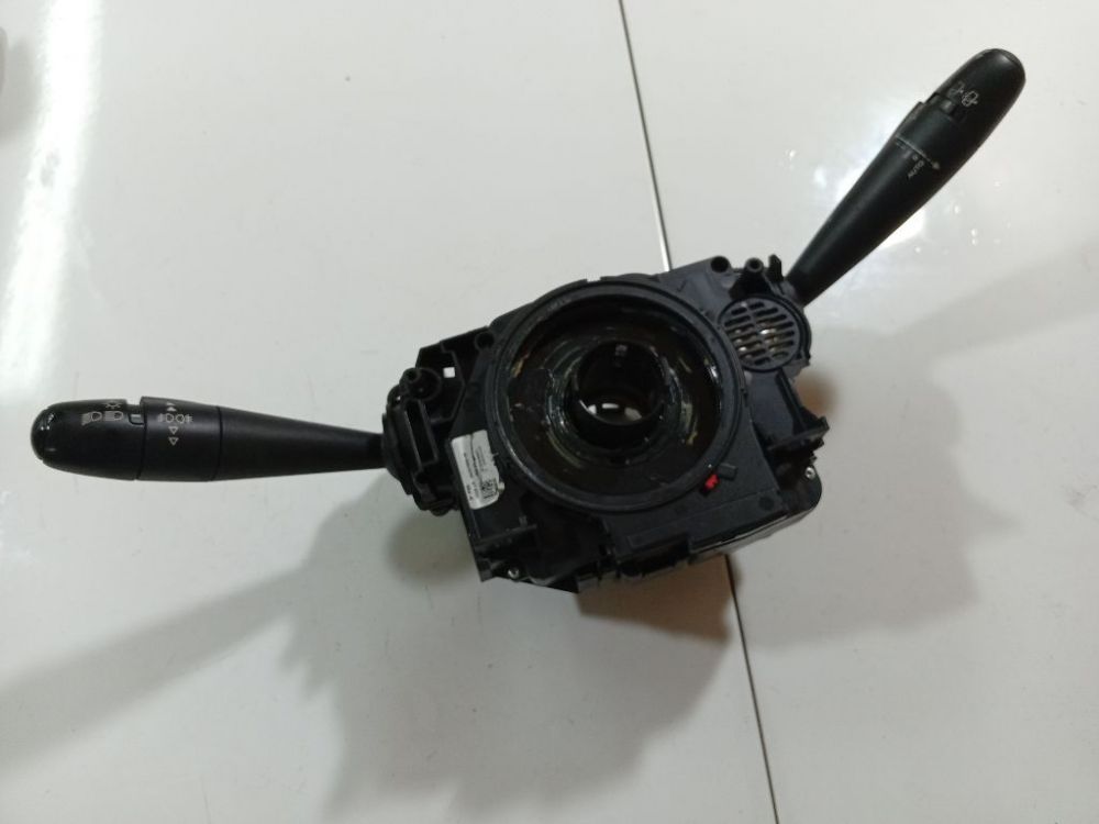 96667326XT Citroen DS3 2010 Posukiu, Sviesu ir valytuvu rankeneliu komplektas