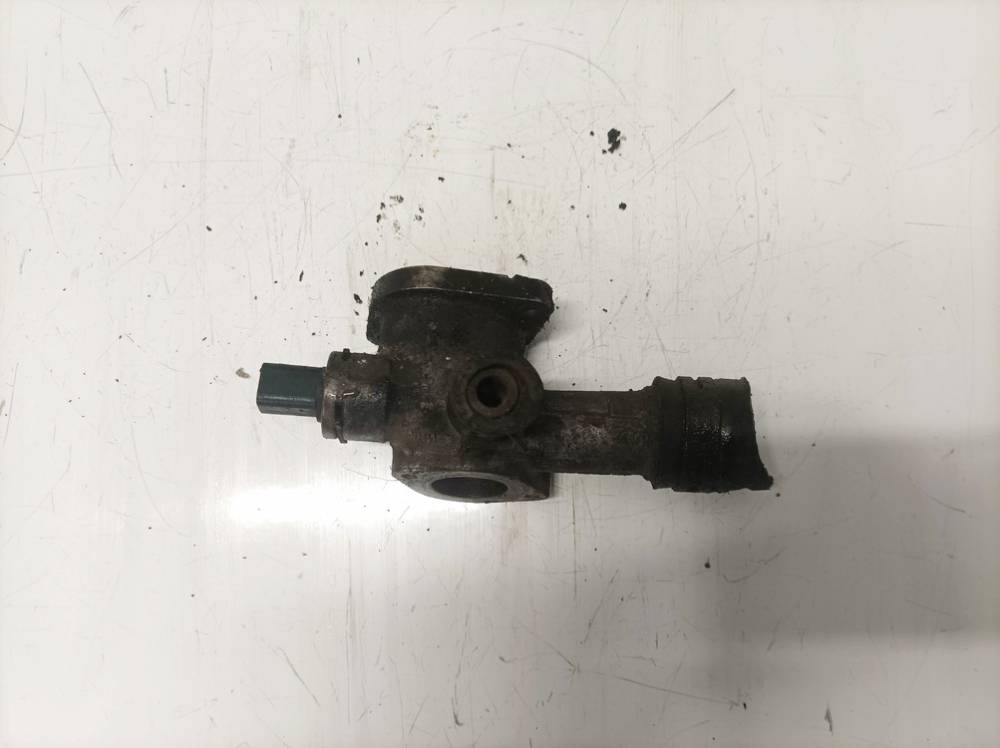 038121133A Volkswagen Passat 2004 Thermostat Housing (Flange)