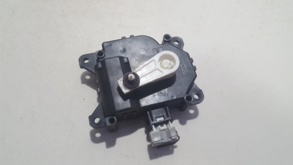 MF1138002810PLS Toyota Auris 2008 Lämmittimen läppämotor - Thumbnail 2