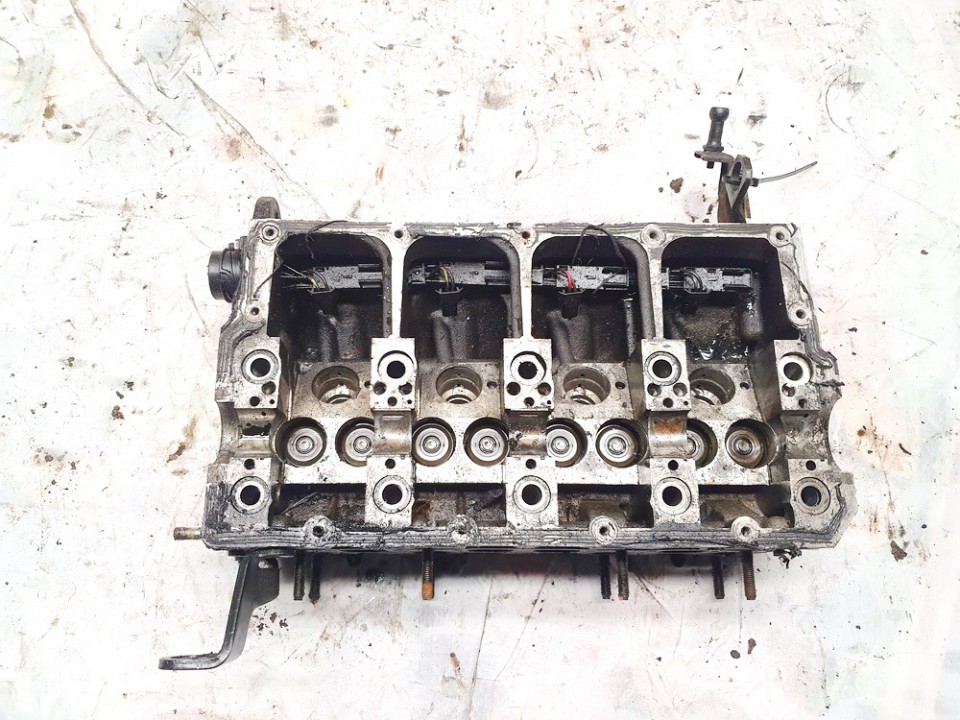038103373R Volkswagen Passat 1998 Engine Head