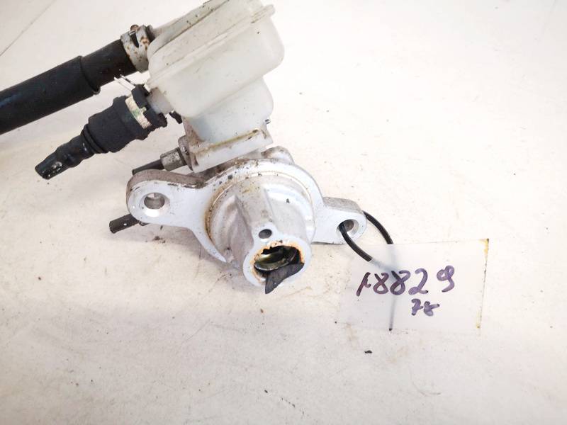 Mazda 2 2011 Brake Master Cylinder - Thumbnail 2
