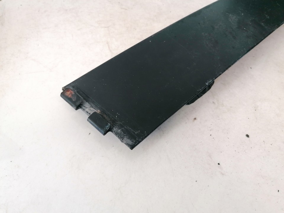 3C0839901 Volkswagen Passat 2006 Glass Trim Molding-weatherstripping - REAR RIGHT - Thumbnail 2