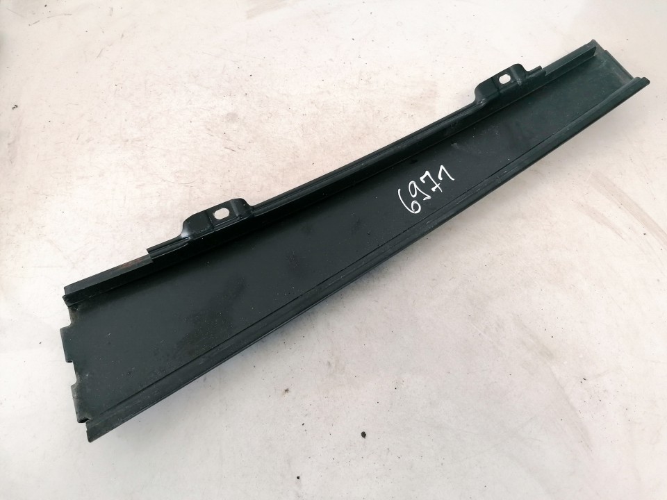 3C0839901 Volkswagen Passat 2006 Glass Trim Molding-weatherstripping - REAR RIGHT - Thumbnail 3