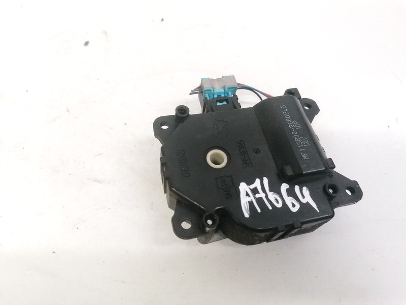 MF1138002800PLS Toyota Avensis 2013 Servomotor-MOTOR APERTURA TRAMPILLAS CLIMATIZADOR