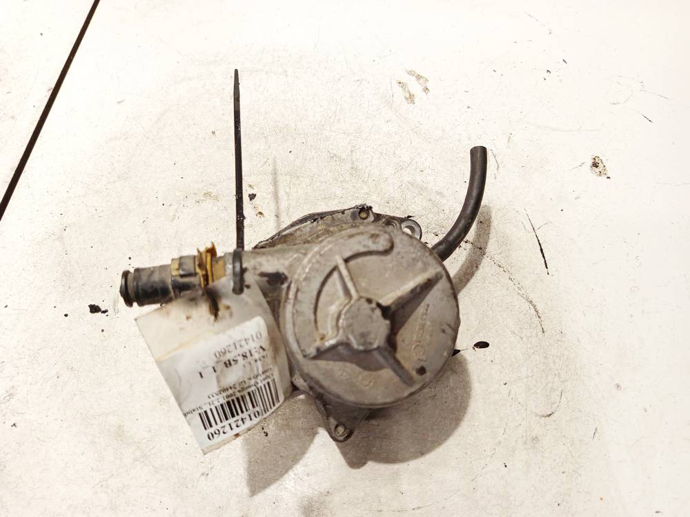 24402533 Opel Omega 2001 Stabdziu vakuumo siurblys