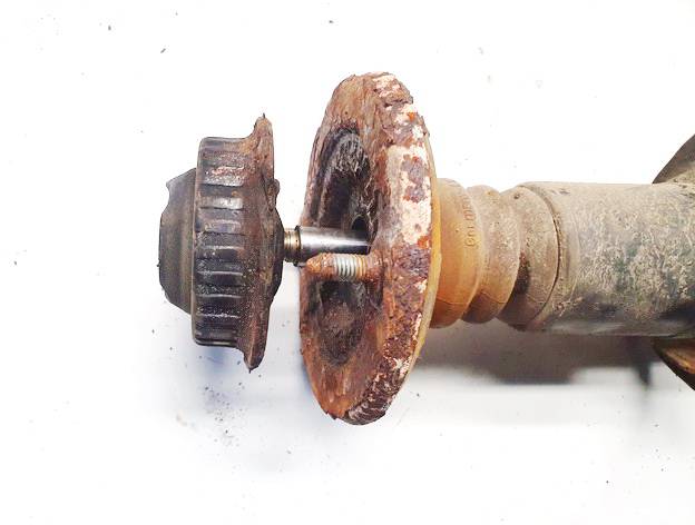 Volkswagen Passat 1997 Amortizators - PRIEKŠA PA LABI - Thumbnail 3