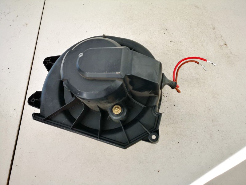 AT315156F1A Opel Omega 1995 Sisätilapuhallin