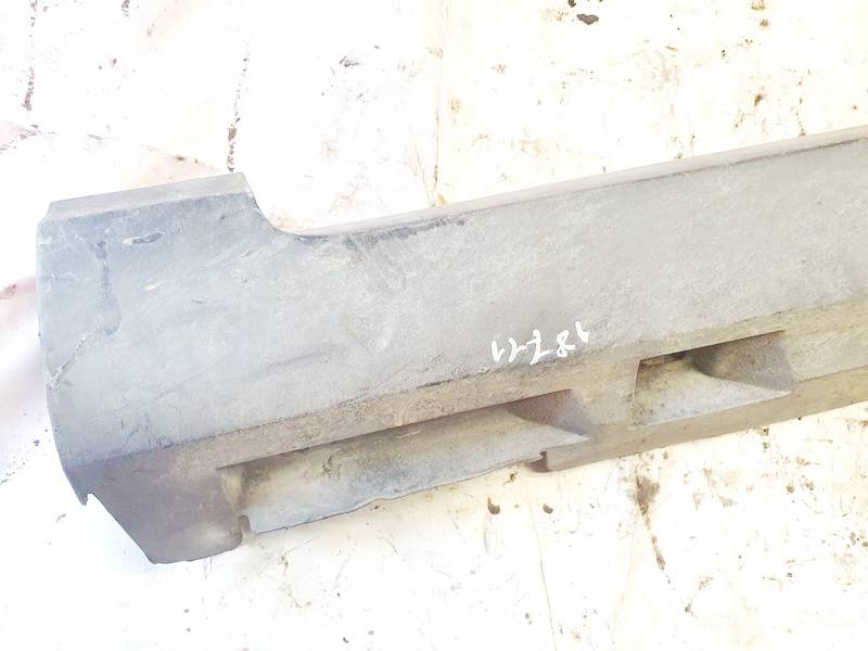 Volkswagen Passat 2006 pare-boue latéral droite - Thumbnail 2