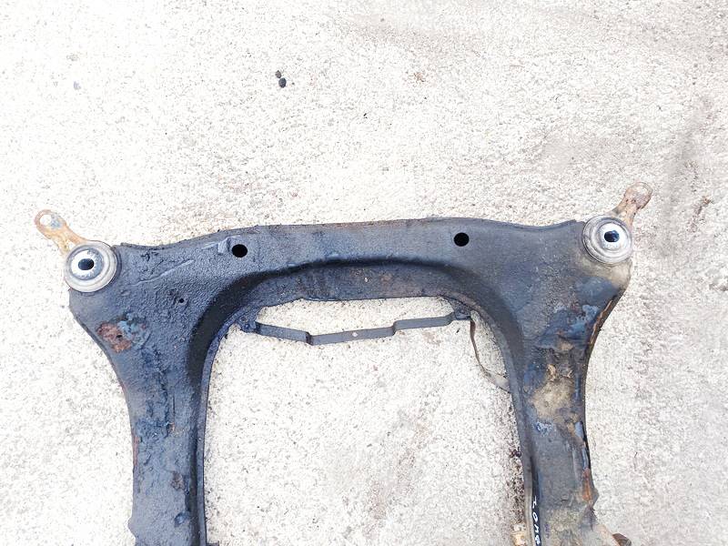 Audi A4 2003 Belka silnika - PRZEDNIE - Thumbnail 2