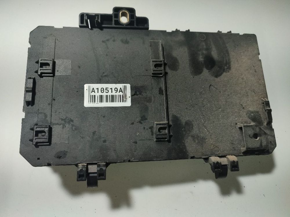 5DK80066933 Opel Astra 2006 Fuse box