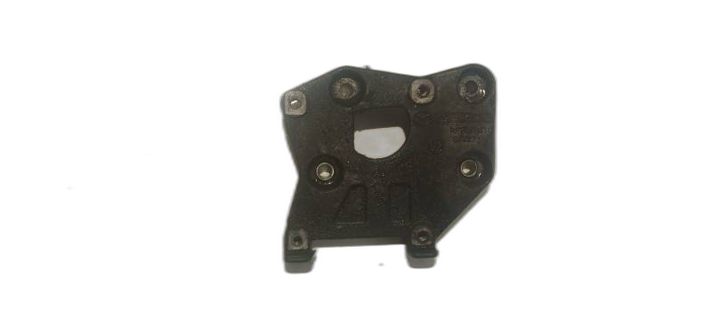 RF7L15810 Mazda 6 2007 Engine Mount Bracket and Gearbox Mount Bracket