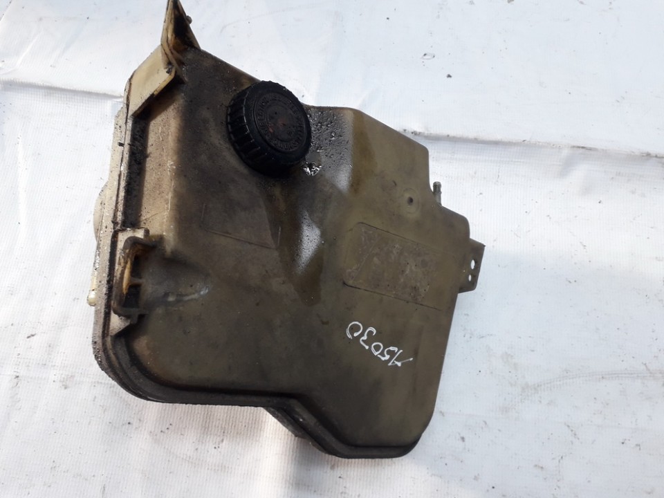 9636068780 Citroen C5 2002 Power Steering Pump Oil Reservoir Tank
