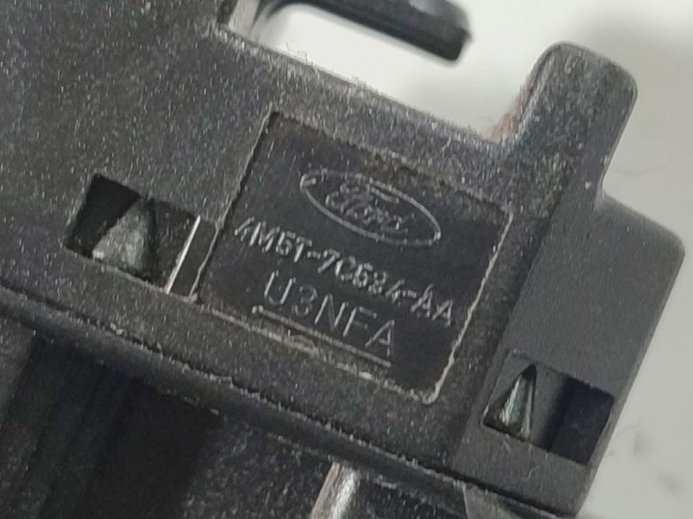 4M5T7C634AA Volvo S40 2007 Czujnik świateł hamulca (przekaźnik-klakson) - Thumbnail 4