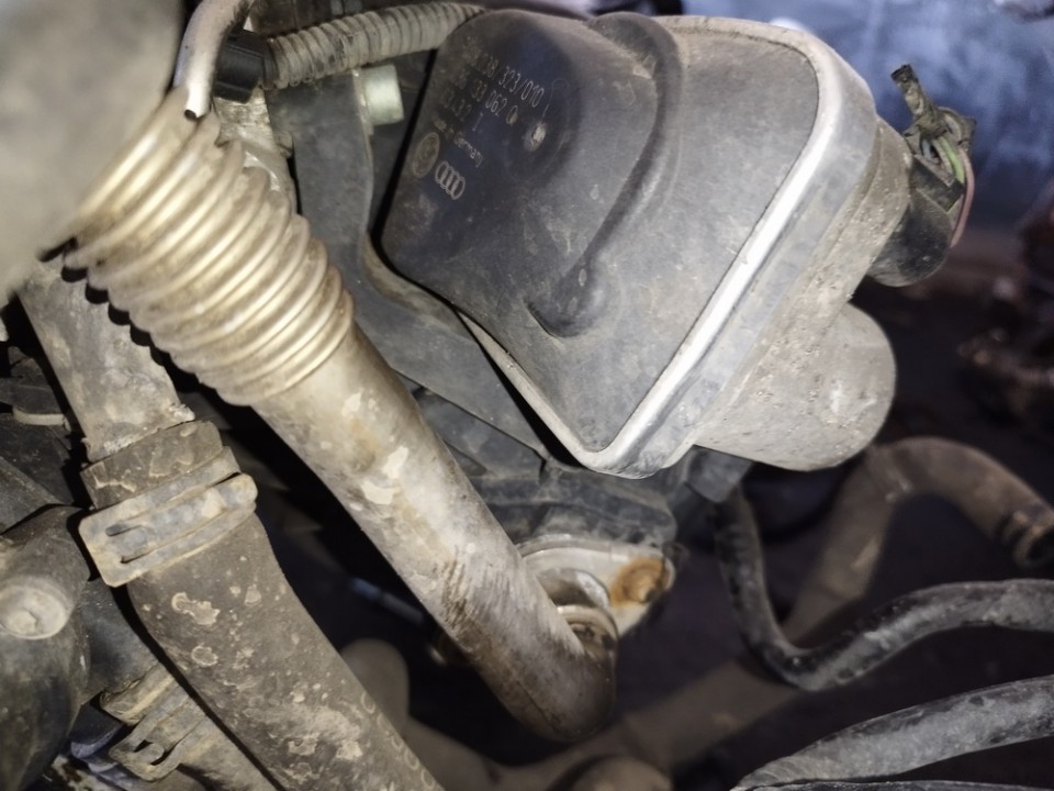 408238323010 Volkswagen Touran 2004 Stellantrieb Wirbelsteuerung Ventil (Drosselklappe) - Thumbnail 3