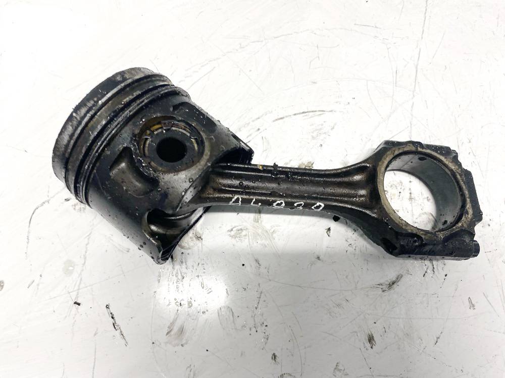 028HDE Audi A4 1995 Piston and Conrod (Connecting rod)