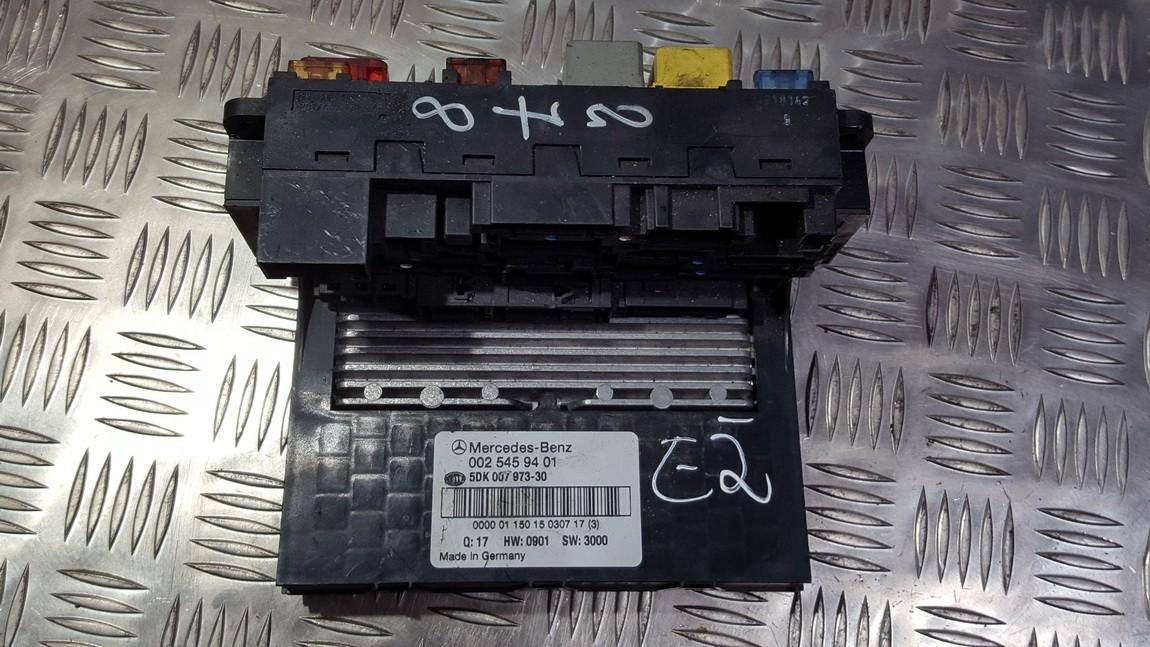 0025459401 5DK00797330, 5DK00797330 Fuse box MercedesBenz CCLASS 2002 2.2L EIS00331293