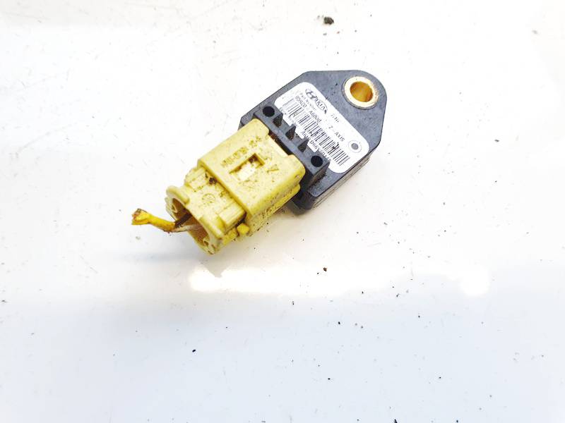 95920A6000 Hyundai i30 2016 Srs Airbag crash sensor - Thumbnail 2