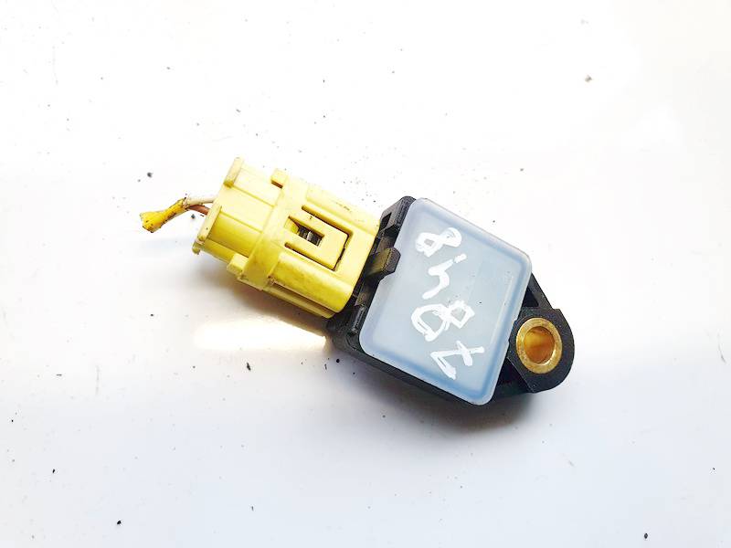 95920A6000 Hyundai i30 2016 Srs Airbag crash sensor - Thumbnail 3