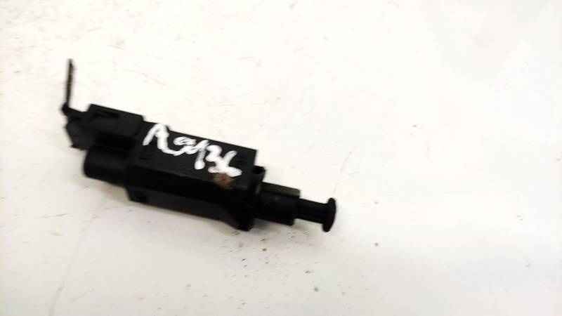 1H0927189D Volkswagen Sharan 1999 Brake Light Switch (sensor) - Switch (Pedal Contact) - Thumbnail 2