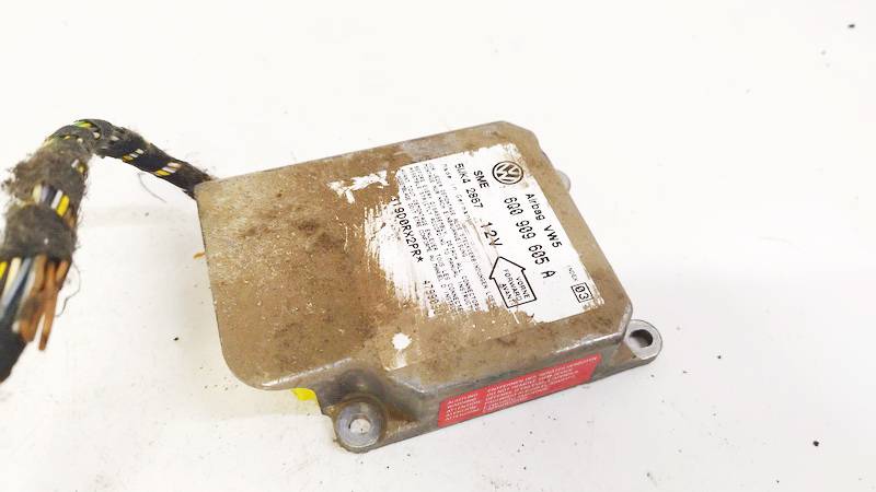 6Q0909605A Volkswagen Golf 2000 Airbag crash sensors module