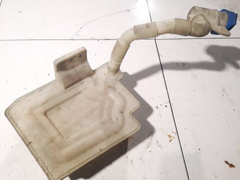 1K0955453R Volkswagen Golf 2006 Wischwasserbehälter behälter