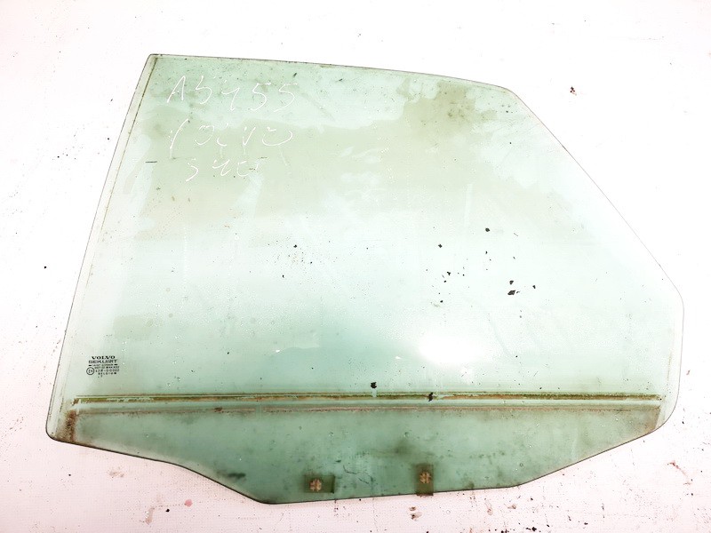 Volvo S40 1997 Duru stiklas G.K.