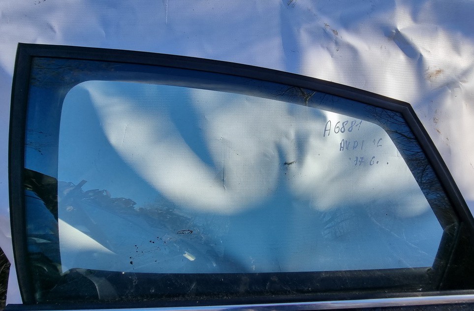 Audi A6 1997 Szyba drzwi - TYLNE LEWE