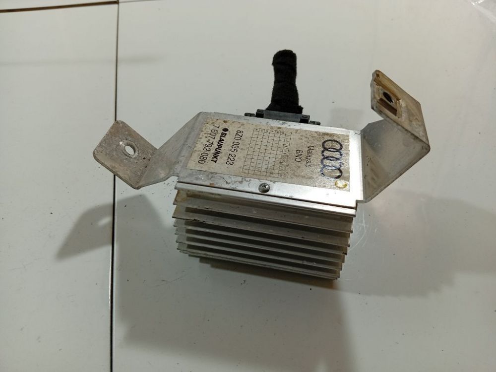 8Z0035223 Audi A2 2002 Audio amplifier (Radio Stereo Amplifier) - Thumbnail 2