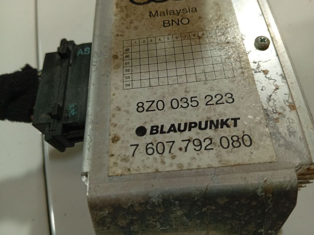 8Z0035223 Audi A2 2002 Audio amplifier (Radio Stereo Amplifier) - Thumbnail 4