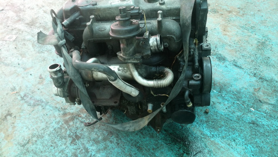 C9DA Ford Focus 2002 Engine - Thumbnail 2