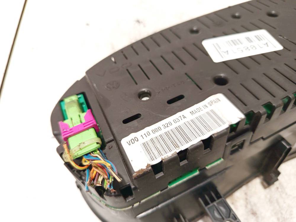 110080320037A Volkswagen Polo 2008 Speedometers - Cockpit - Speedo Clocks Instrument - Thumbnail 3