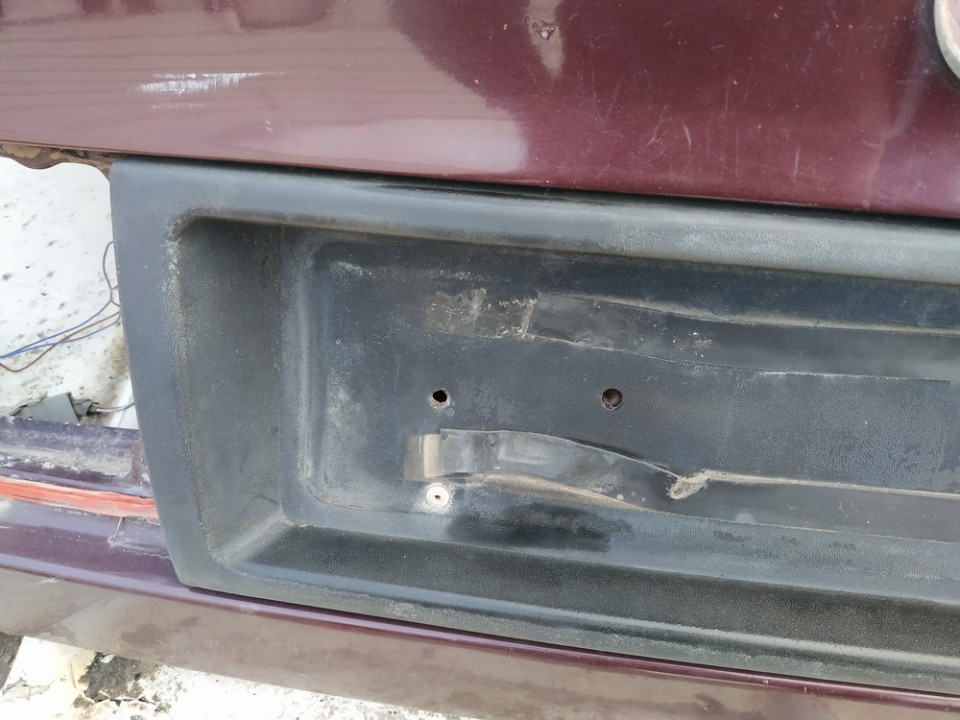 Audi 100 1991 Galinio dangcio isorine apdaila (numerio apsvietimas) G. - Thumbnail 2