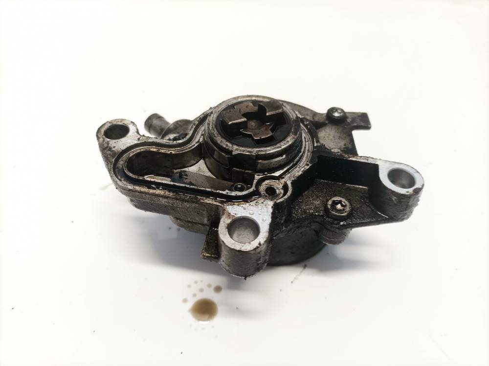 038145101B Skoda Octavia 1998 Dépresseur Frein - Thumbnail 2